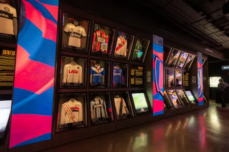 Legends : The home of football