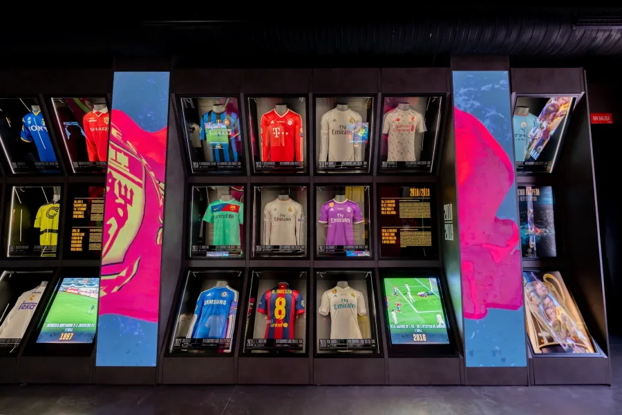 Legends : The home of football