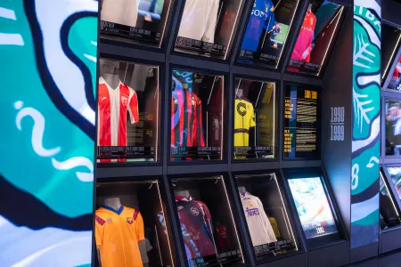 Legends : The home of football